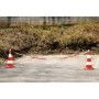 Crochet adaptable sur cône de chantier