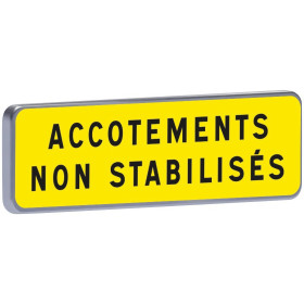 Km9 900 t1 jaune accotements non stabilisés