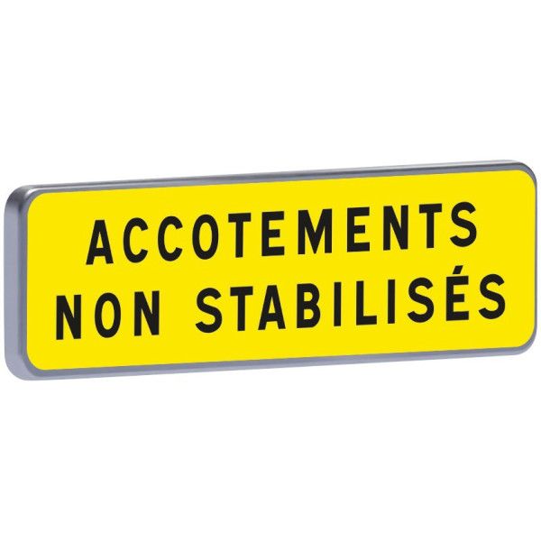 Km9 900 t1 jaune accotements non stabilisés