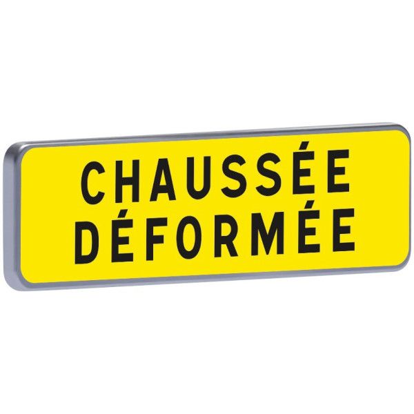 Km9 900 t1 jaune chaussée déformée