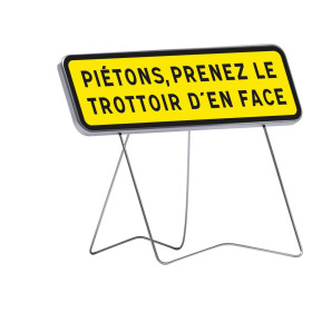 Jh 1000x300 t1 pietons prenez ... en face pied lyonnais