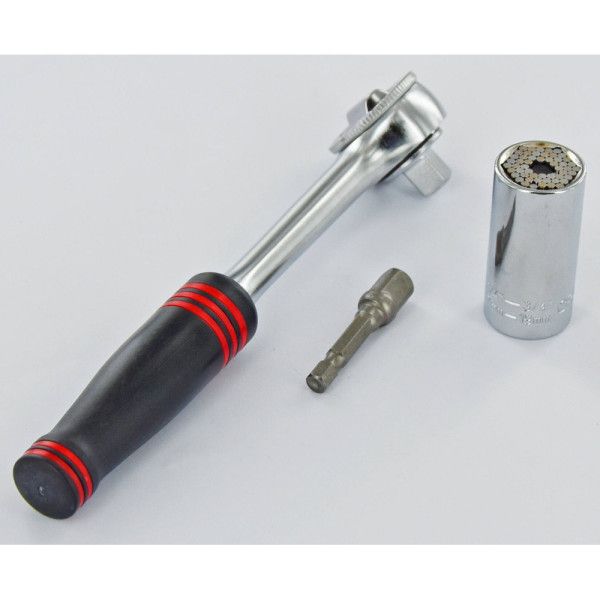 Douille universelle + 1 clé à cliquet + 1 porte douille